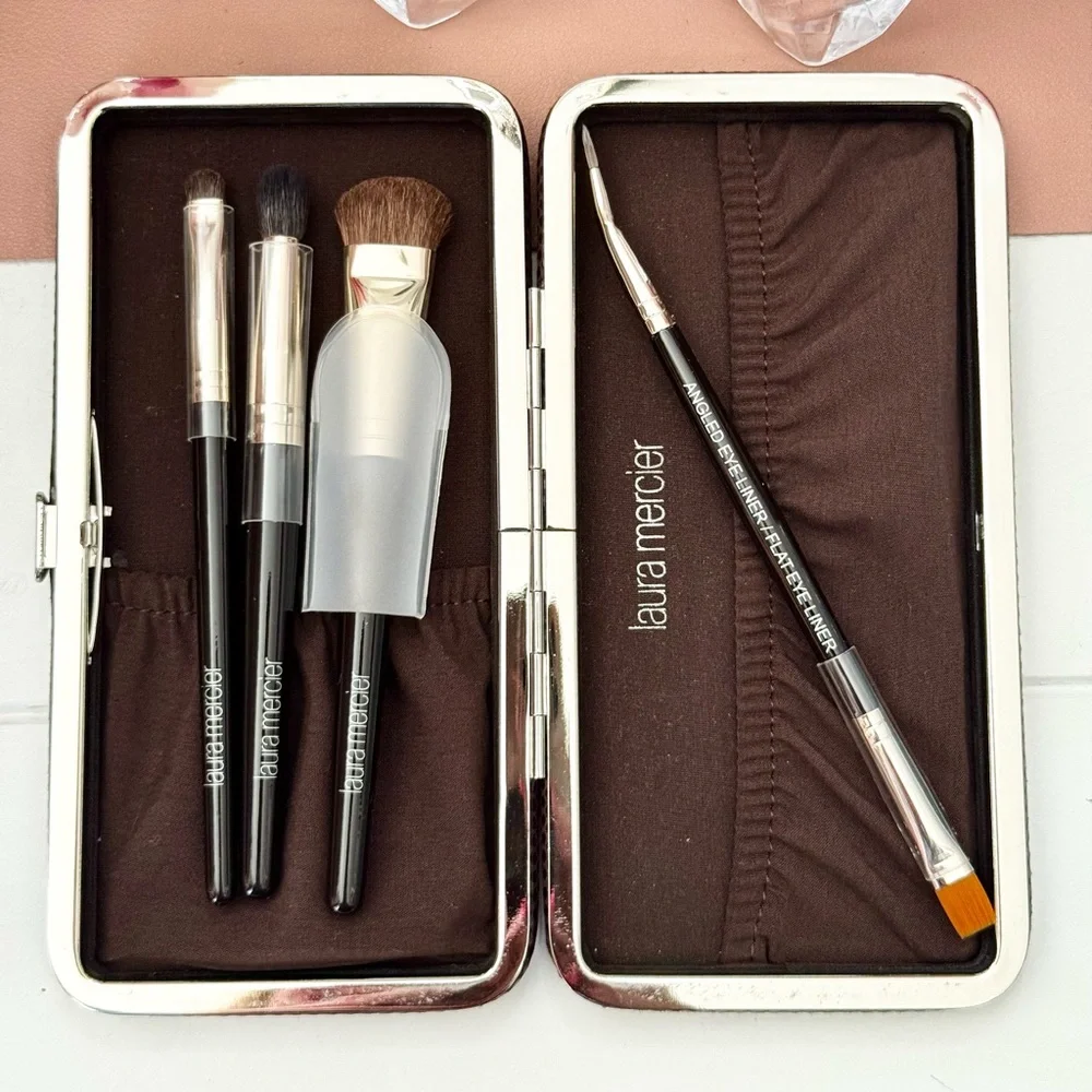 Laura Mercier Bundle- Makeup Brushes, Eyebrow Pallet, Setting Spray